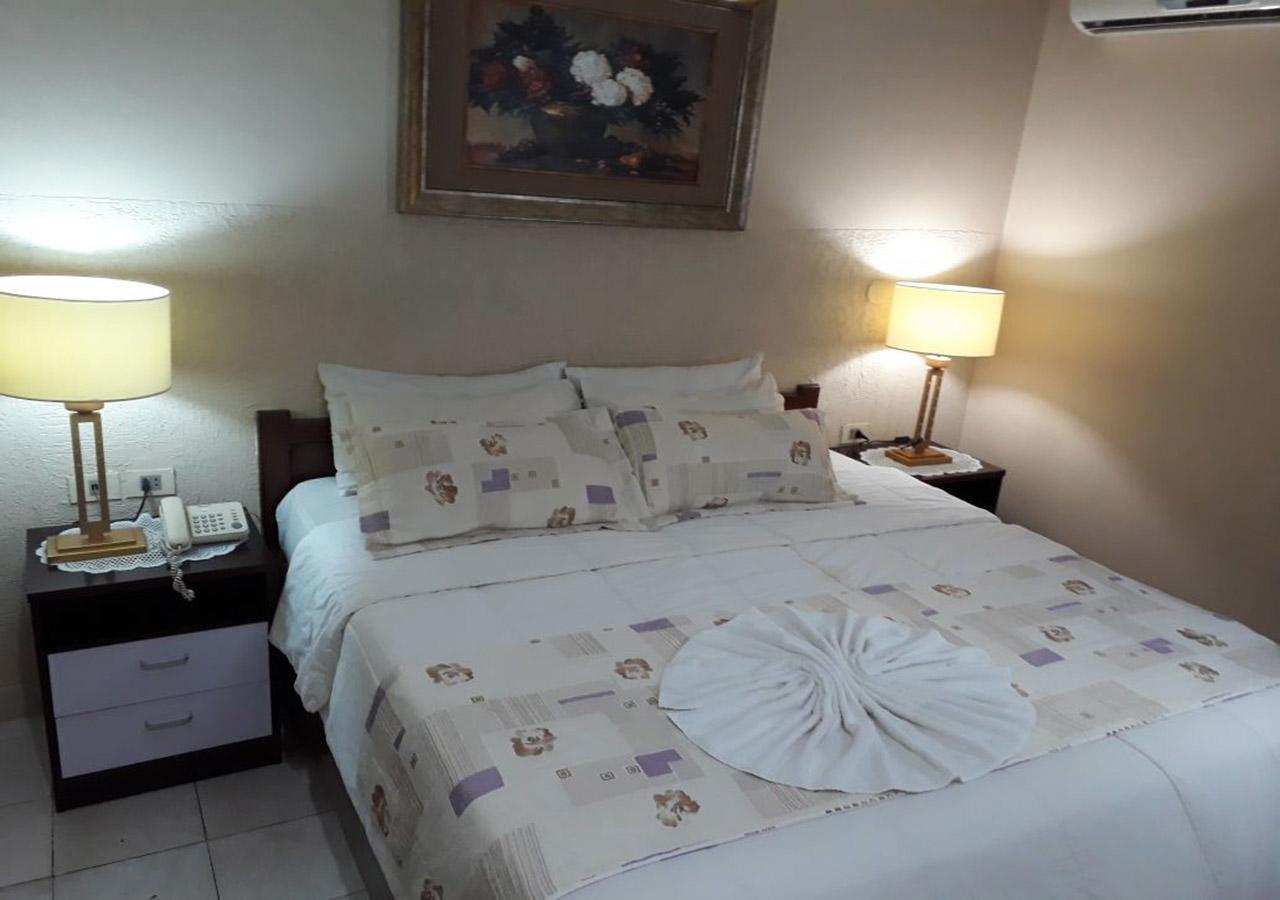 Hotel Del Sur ซาน ลอเรนโซ ภายนอก รูปภาพ